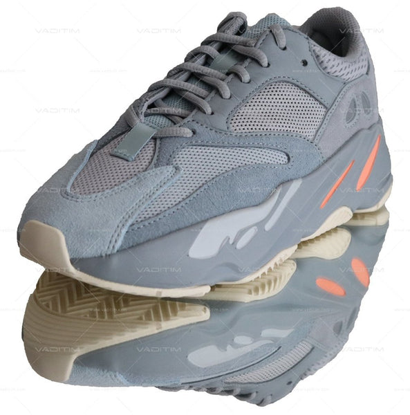 How much are on sale the yeezy boost 700